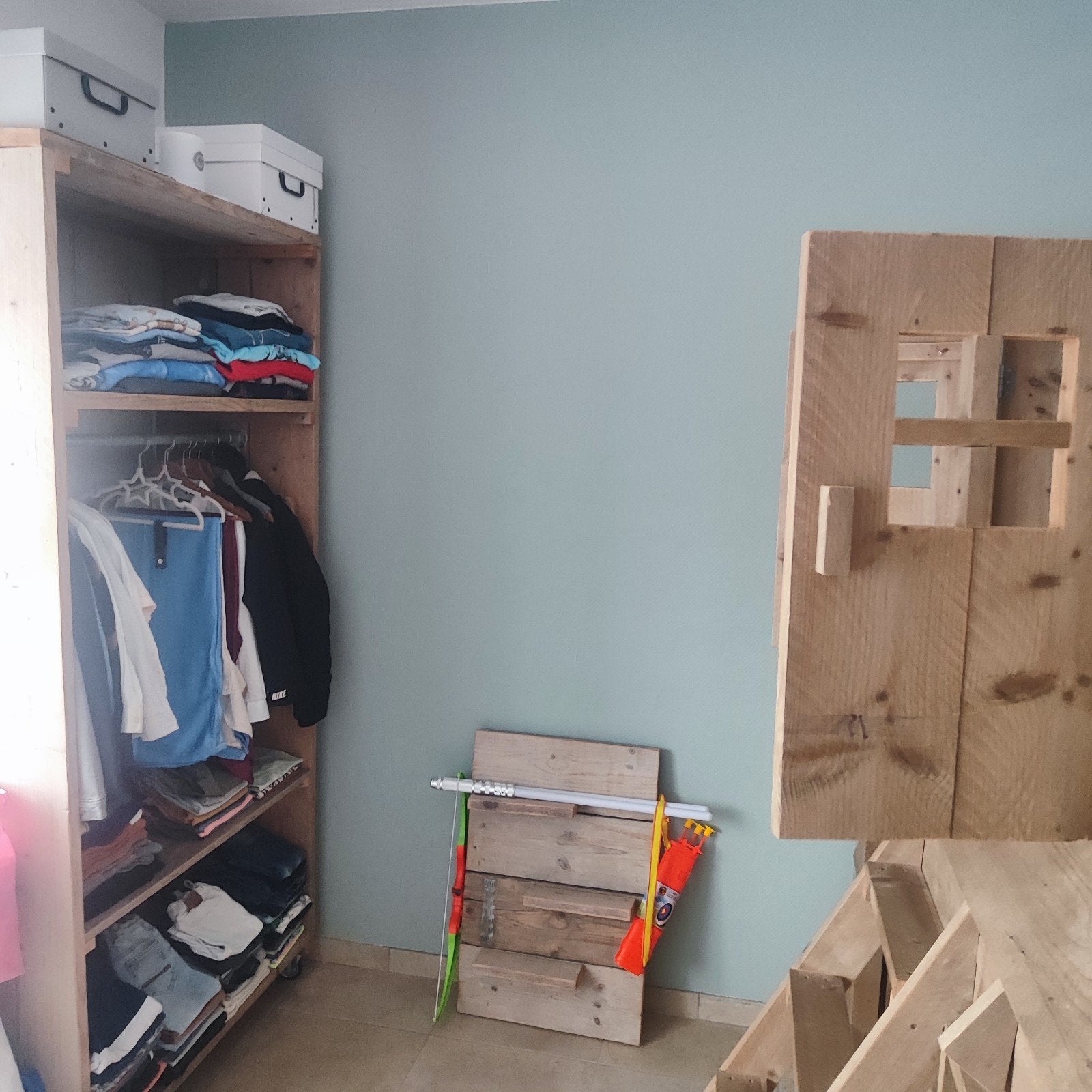 Bed en kast in Steigerhout, Ophalen