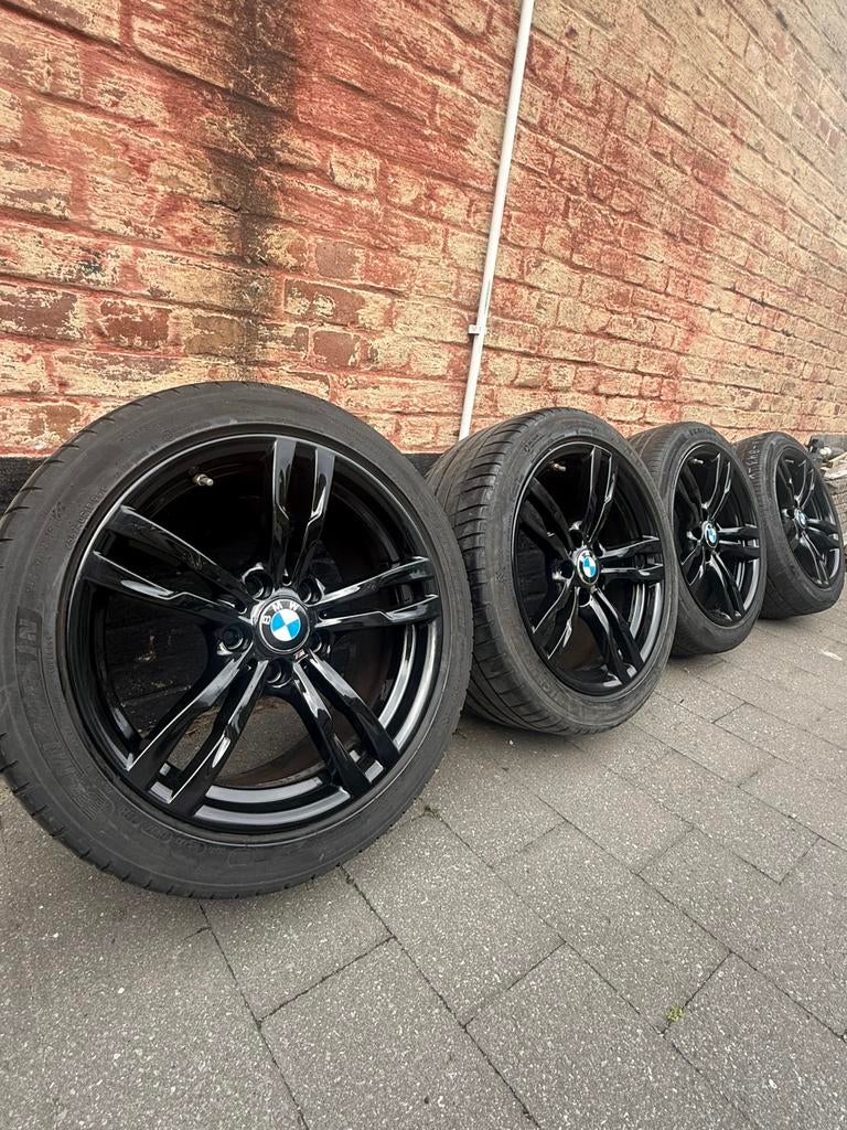 Originele bmw M velgen style 441m 18 inch 5x120, Auto-onderdelen, Banden en Velgen, Ophalen, 18 inch, Gebruikt, Banden en Velgen