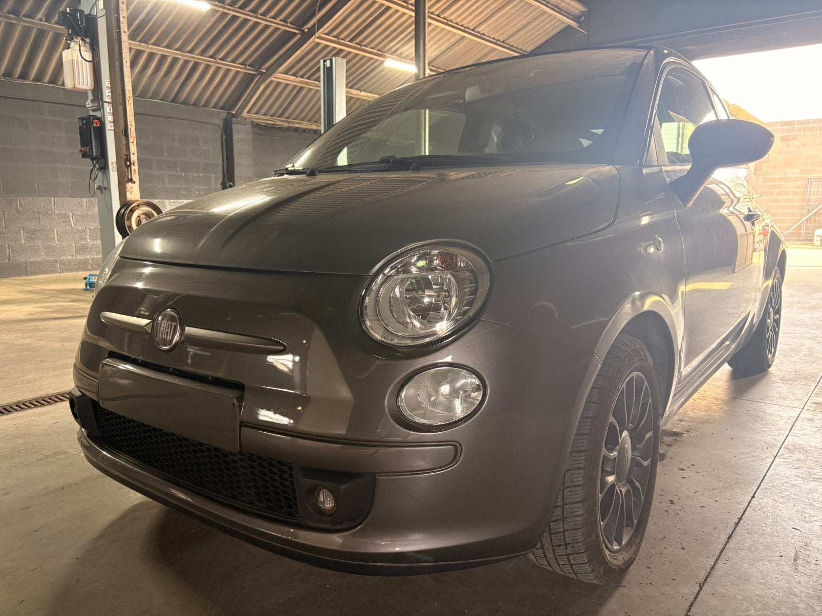 Fiat 500 cabriolet essence semi cuir radar arr prix marchand, Auto's, Euro 5, Zwart, Leder en Stof, Handgeschakeld