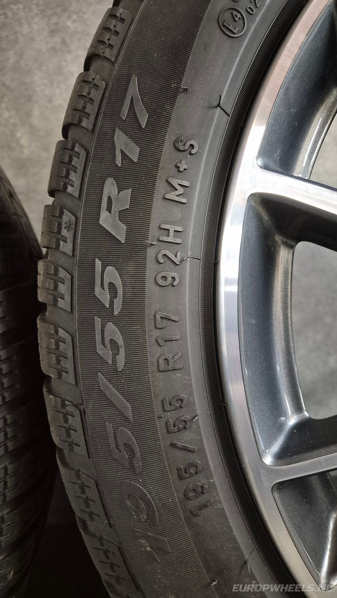 17 inch BMW F40 F44 F45 F46 velgen winterbanden 489, Gebruikt, -, -, Banden en Velgen