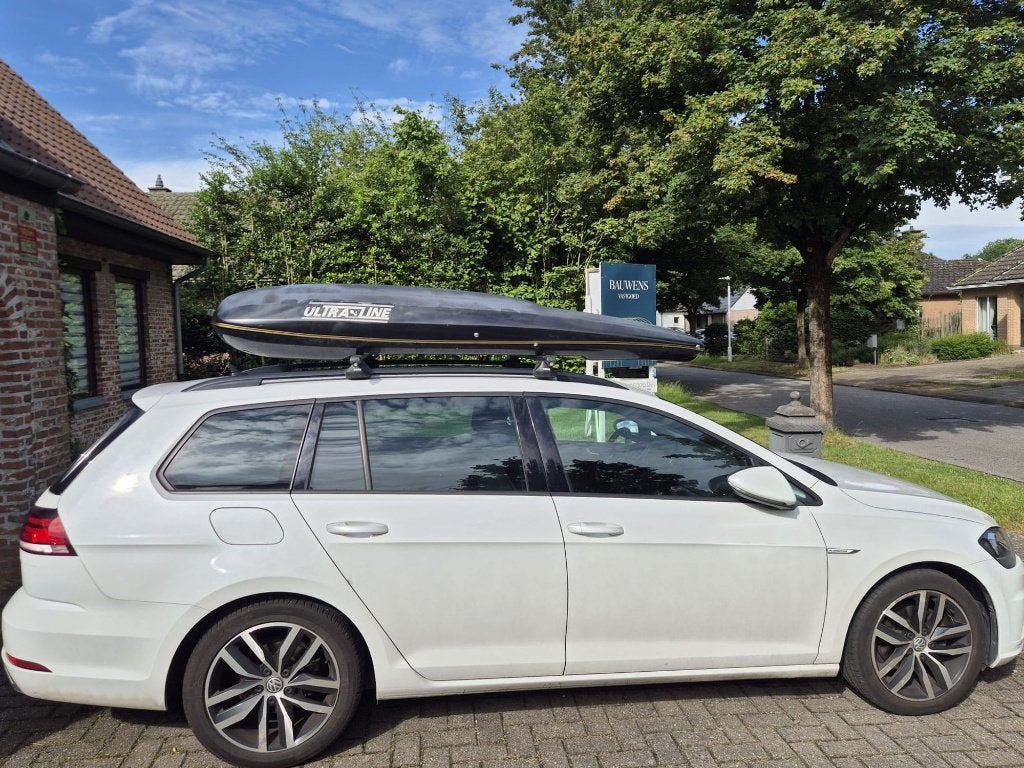 ULTRA Aerodynamische reiskoffer of skibak 50 EURO, Ophalen, Gebruikt