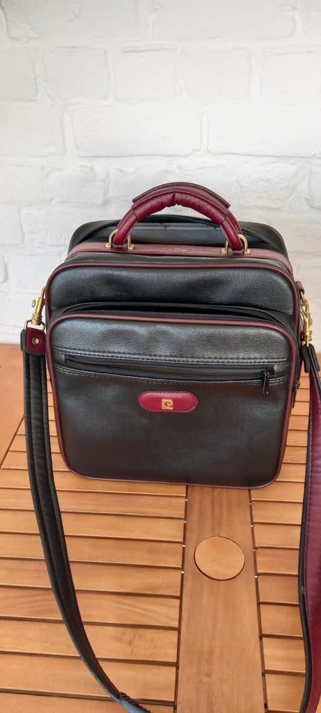 Handtas Pierre Cardin, Handtassen en Accessoires, Beautycases, Zwart, Ophalen