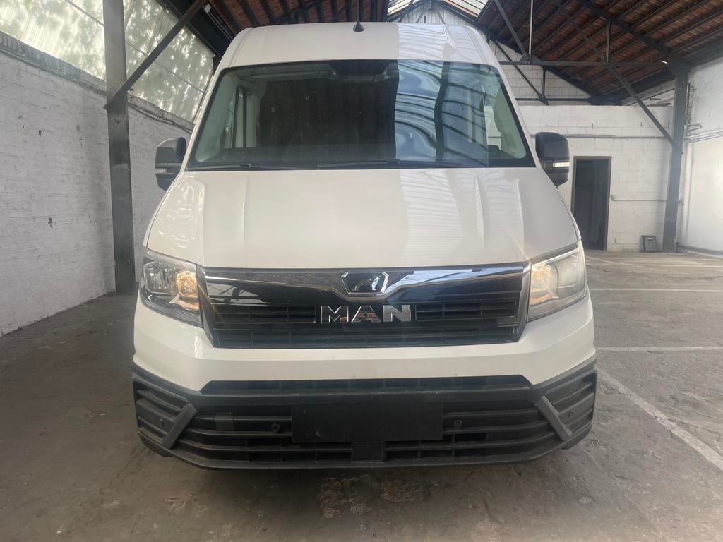 Man TGE 2022 Chassis Long, Auto's, Voorwielaandrijving, Stof, Zwart, 4 cilinders