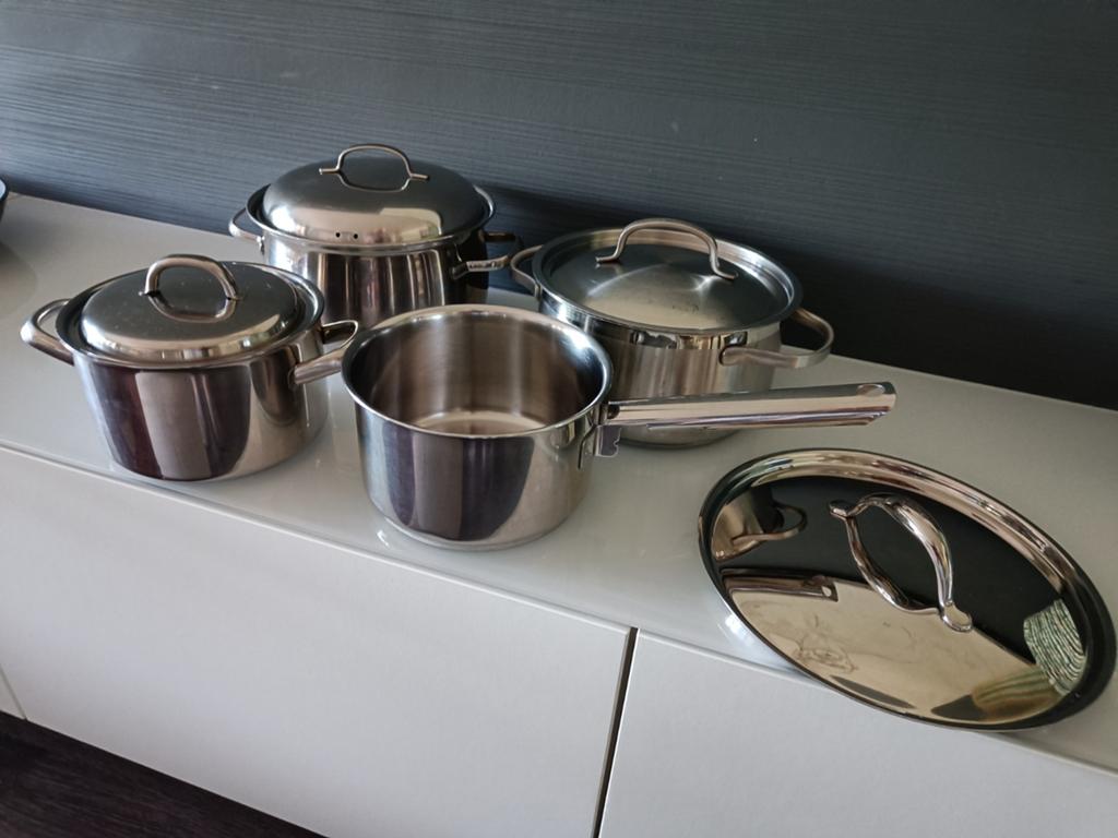 Kookpotten en pannen, Ophalen