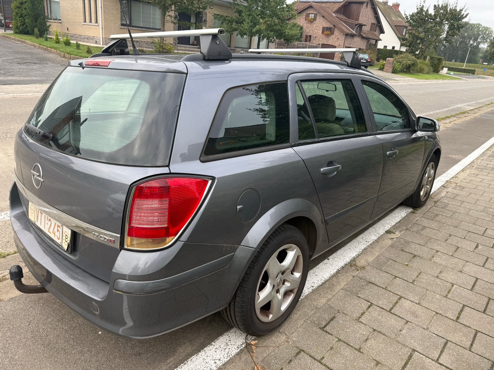 Opel Astra 1.7cdti, Autos, Argent ou Gris, Achat, Electronic Stability Program (ESP), Boîte manuelle