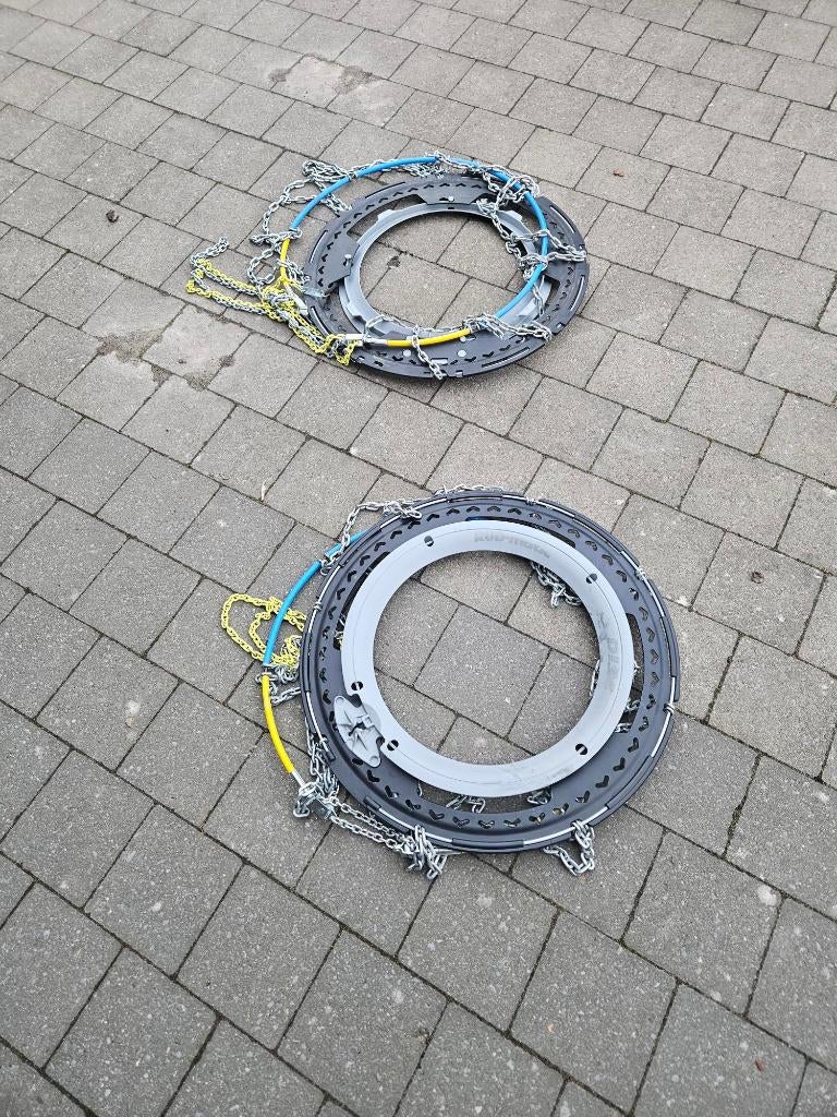 Mercedes-Benz sneeuwkettingen B6 755 0004, Auto diversen, Sneeuwkettingen, Ophalen, Zo goed als nieuw