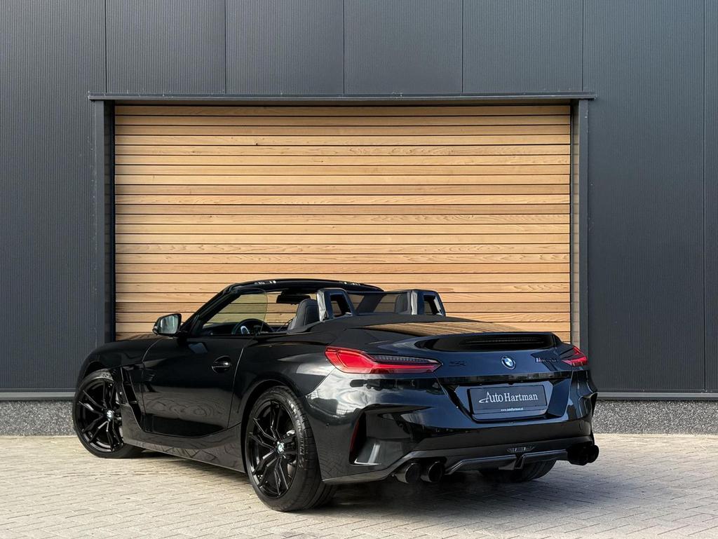 BMW Z4 M40 Roadster M40i High Executive H&K|HEAD-UP|REMUS|EL, Auto's, BMW, Automaat, Zwart, Cabriolet, Zwart