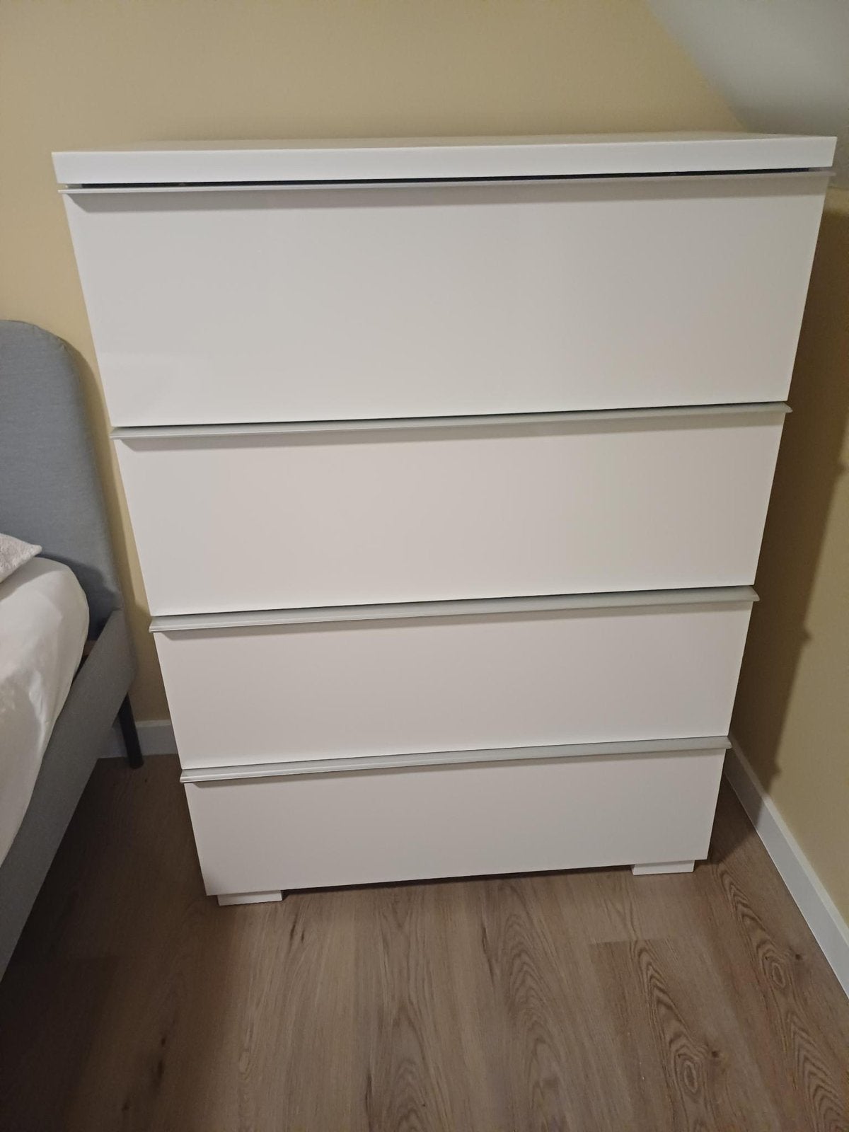 Mooie ladekast in goede en propere staat, Ophalen, Gebruikt, 100 tot 150 cm, 50 tot 100 cm