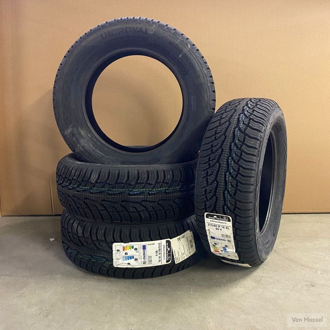 Uniroyal AllSeasonExpert 2 215/60/R16 99V, Auto-onderdelen, -, Ophalen of Verzenden, All Season, Band(en)