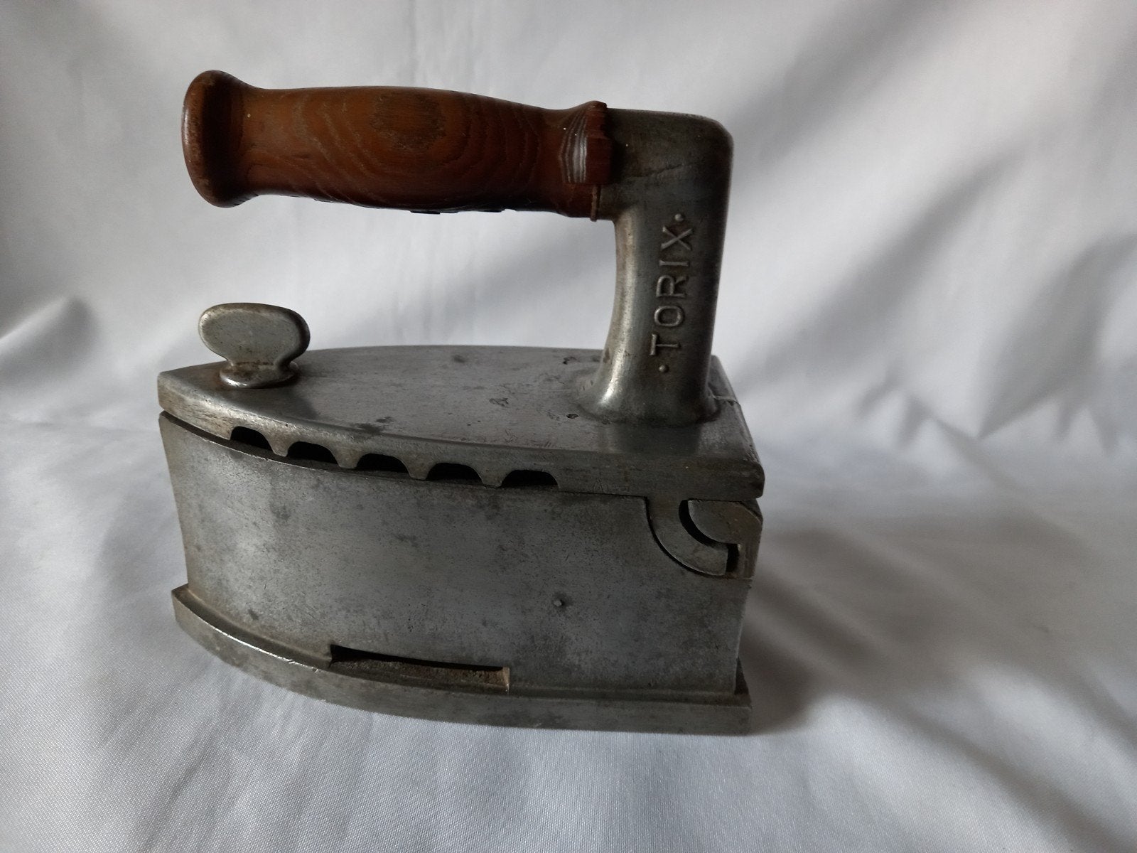 Antiek strijkijzer, Antiek en Kunst, Antiek | Gereedschap en Instrumenten, Ophalen