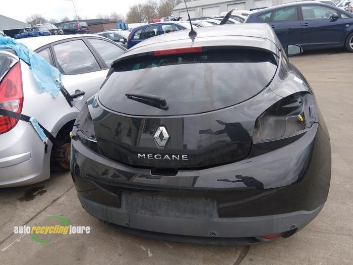 Achterbumper van een Renault Megane (NV676), Auto-onderdelen, Gebruikt, -, Renault, -
