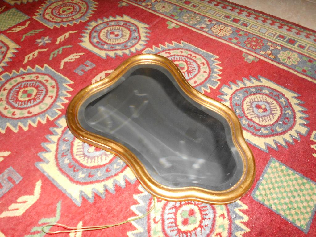 Dolanzo spiegel in geslepen glas, Ophalen