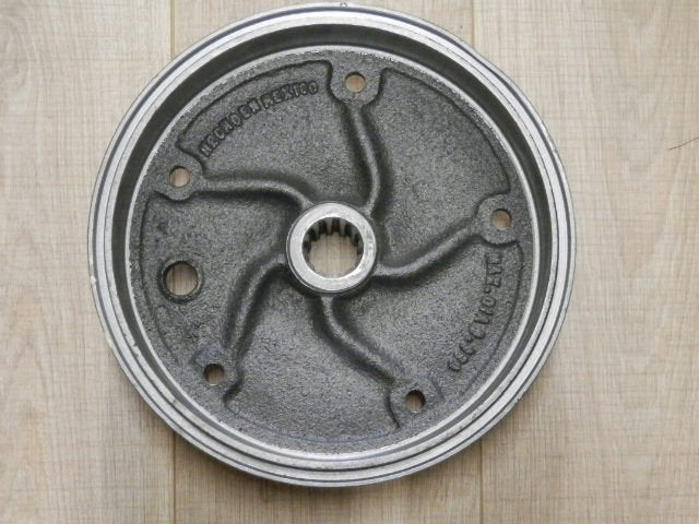 Remtrommel achterzijde VW Bus T2 tot 1970, Auto-onderdelen, Remmen en Aandrijving, Oldtimer onderdelen, Volkswagen, Nieuw, Ophalen
