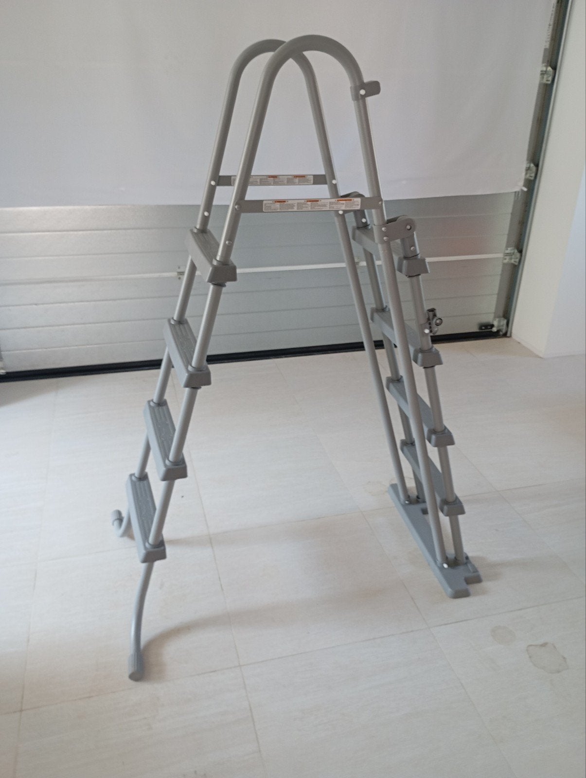 Zwembadtrap bestway 125cm nieuw, Tuin en Terras, Ophalen