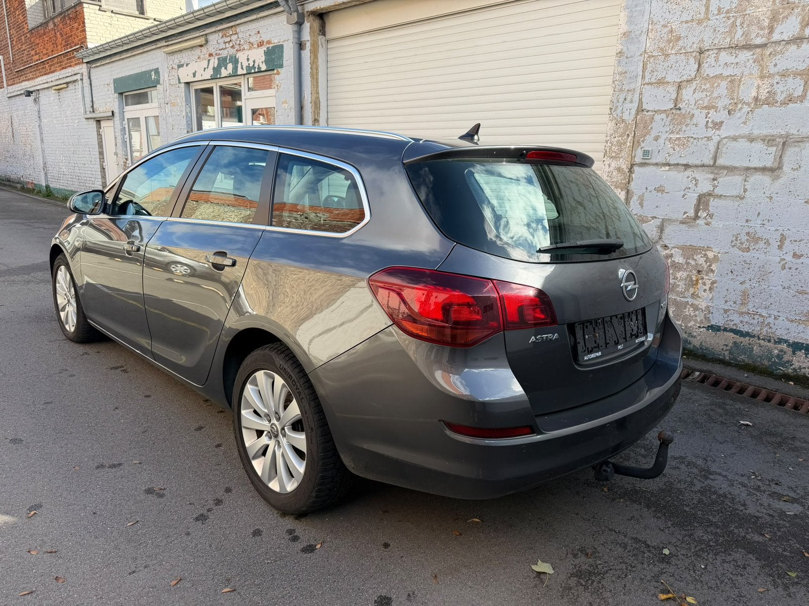 Opel astra 1700cc cdti eur5 140 000kms gps airco, Autos, Euro 5, Achat, Boîte manuelle, Particulier