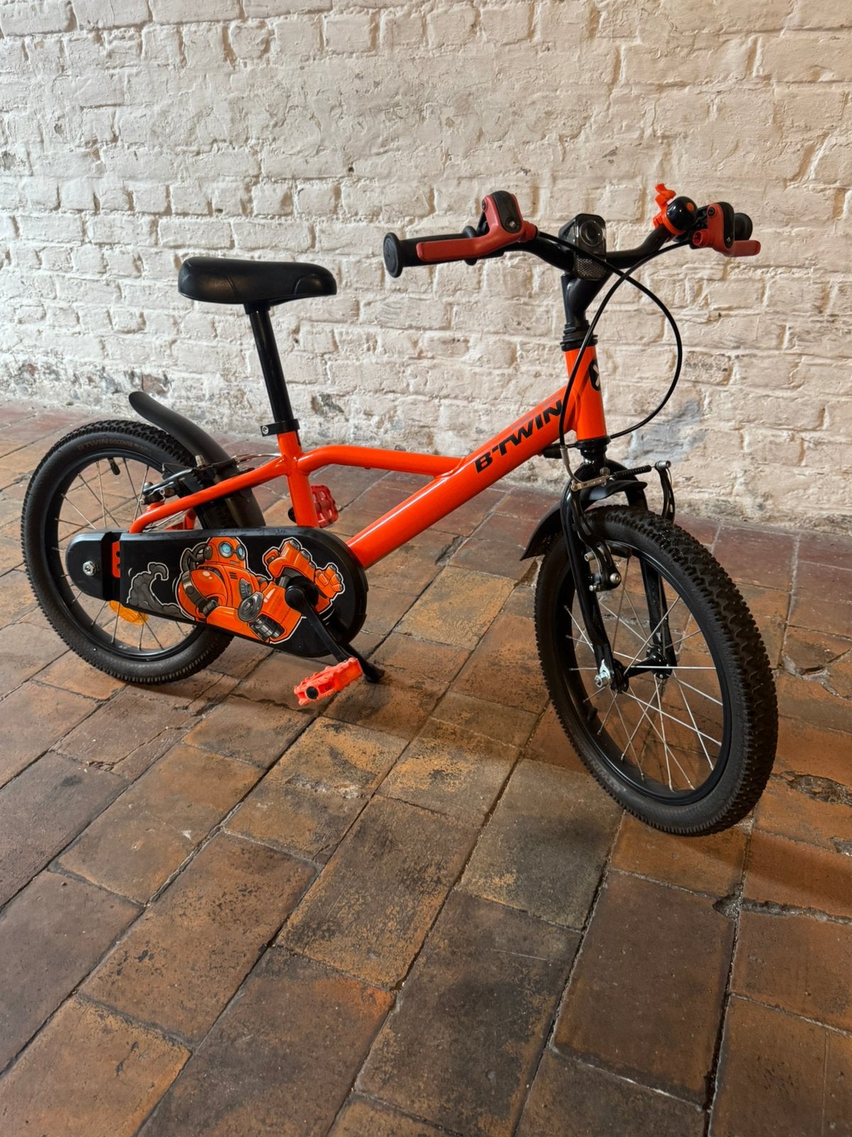 Vélo enfant BTWIN robot 500 16 pouces peu servi ., Vélos & Vélomoteurs, Vélos | Tricycles, Enlèvement, Comme neuf, Frein sur jante