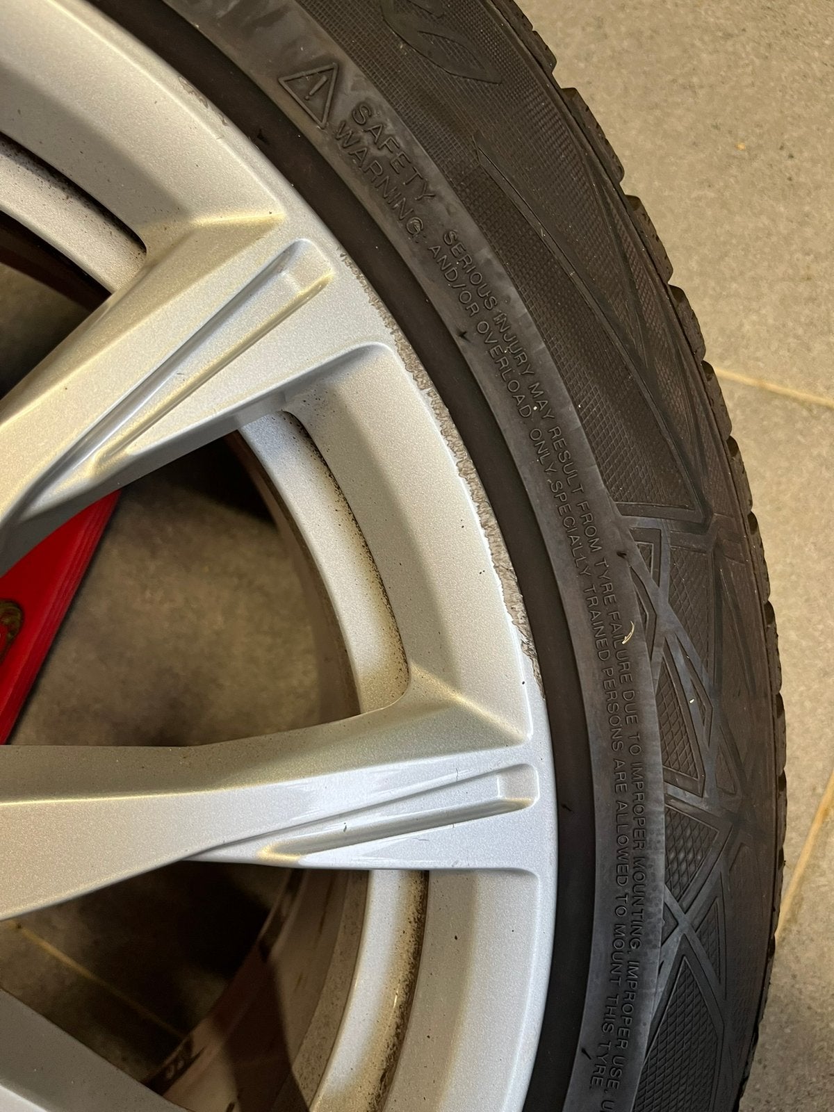 Audi A4 17inch winterbanden met velgen, Auto-onderdelen, Banden en Velgen, Ophalen, 17 inch, Winterbanden, Banden en Velgen