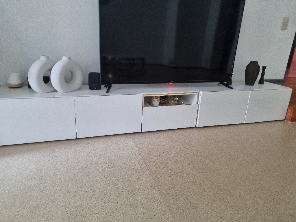 2 Meubles TV Blancs IKEA, Enlèvement, Utilisé, 25 à 50 cm