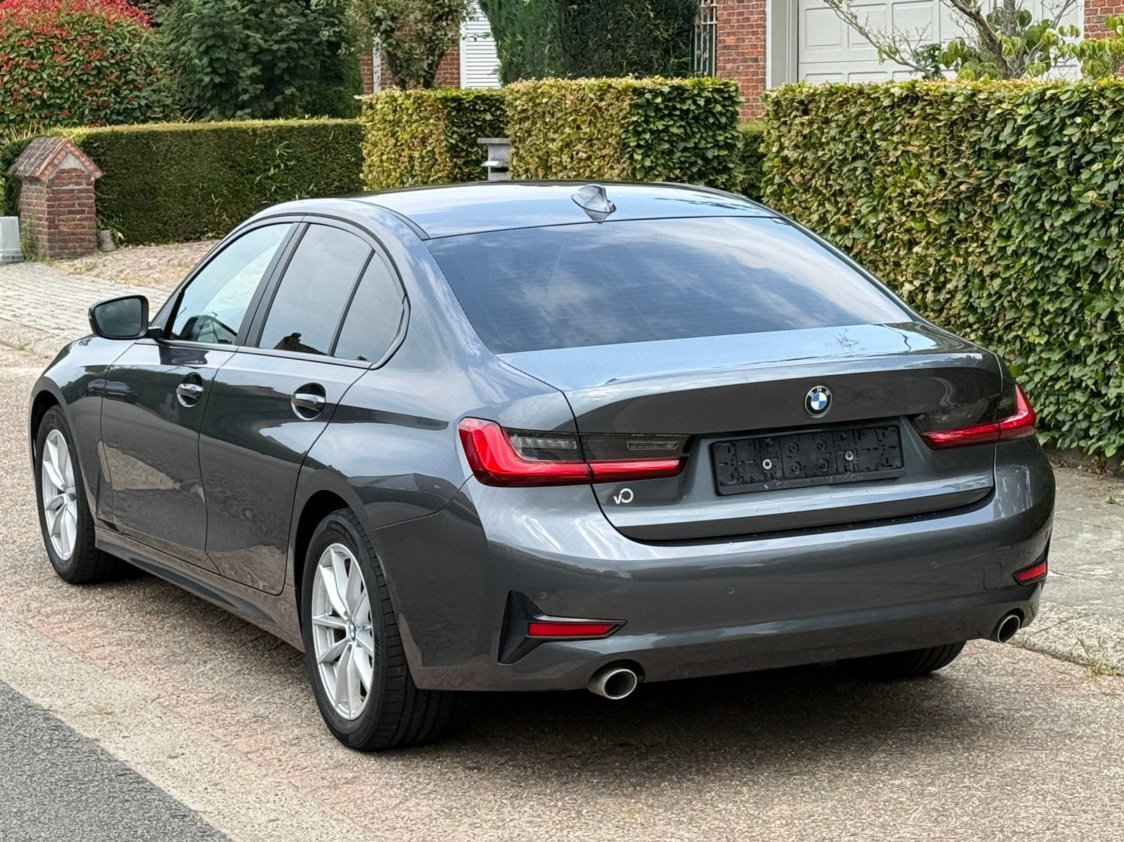 BMW 318dA 2020 G20, Autos, BMW, Cuir, Argent ou Gris, Noir, Automatique