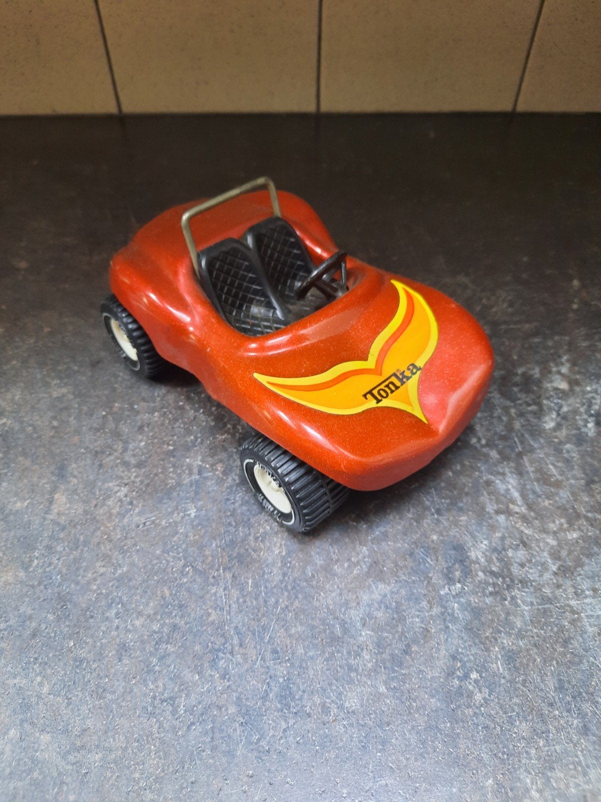 poussette tonka, Enlèvement