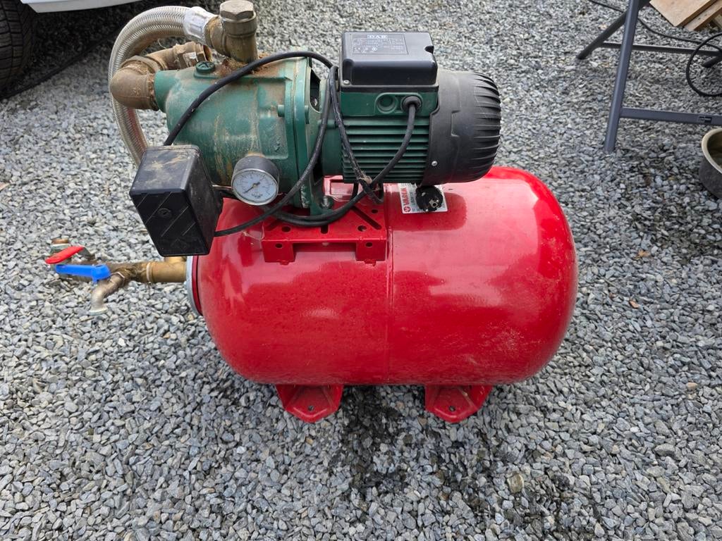Pomp met splinternieuw vat., Tuin en Terras, Waterpompen, Ophalen