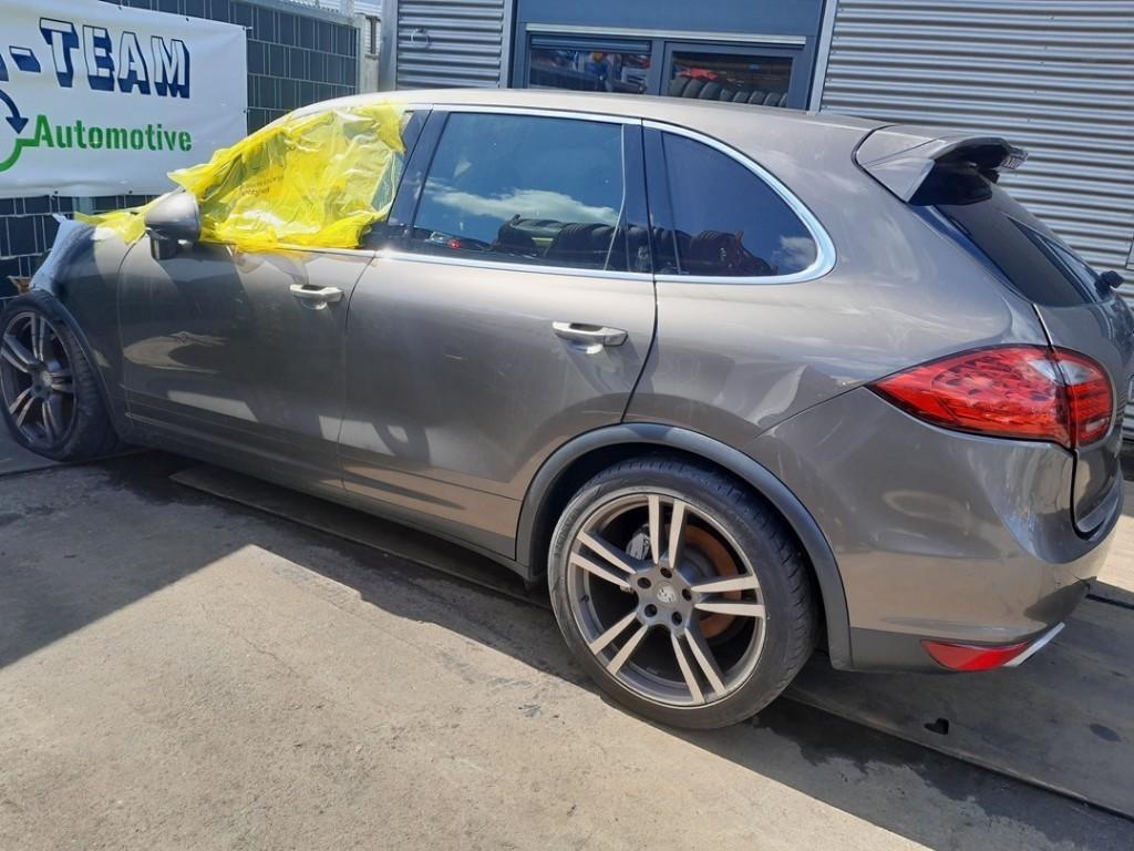 PORTIER LINKS VOOR Cayenne II (92A) (|95853101100GRV|), Gebruikt, Voor, Porsche, Deur
