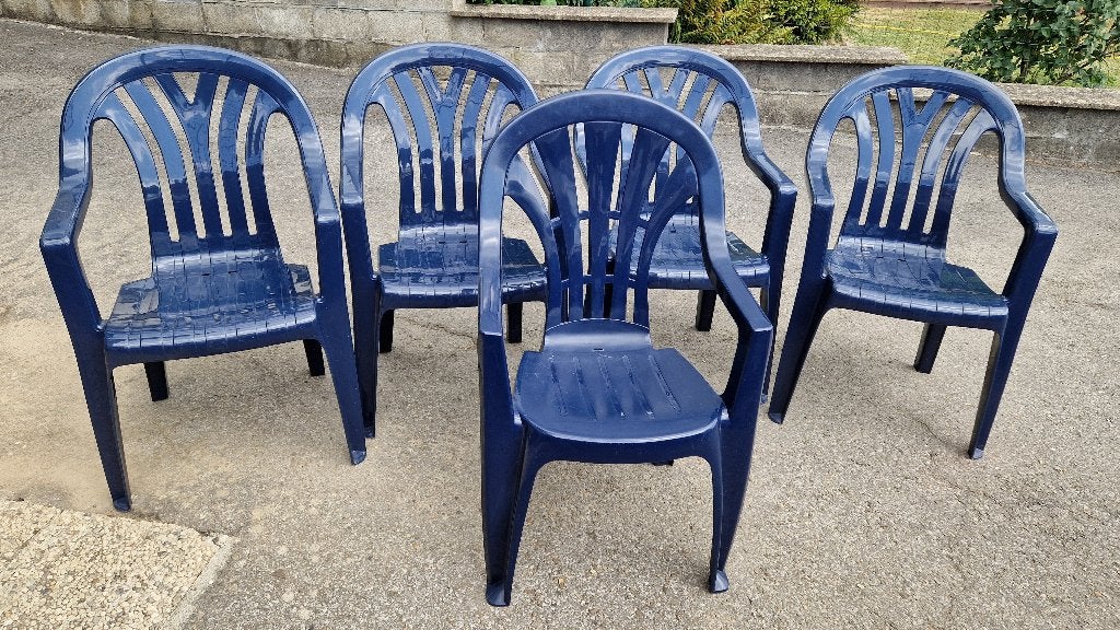 Lot de 5 chaises de jardin en plastique de couleur bleue, Jardin & Terrasse, Enlèvement, Utilisé, Plastique, Empilable