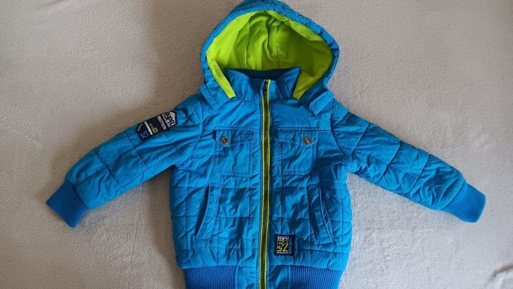 Maat 98 gewatteerde warme jas voor jongen   Blauw, Ophalen, Gebruikt, Jongen, Jas