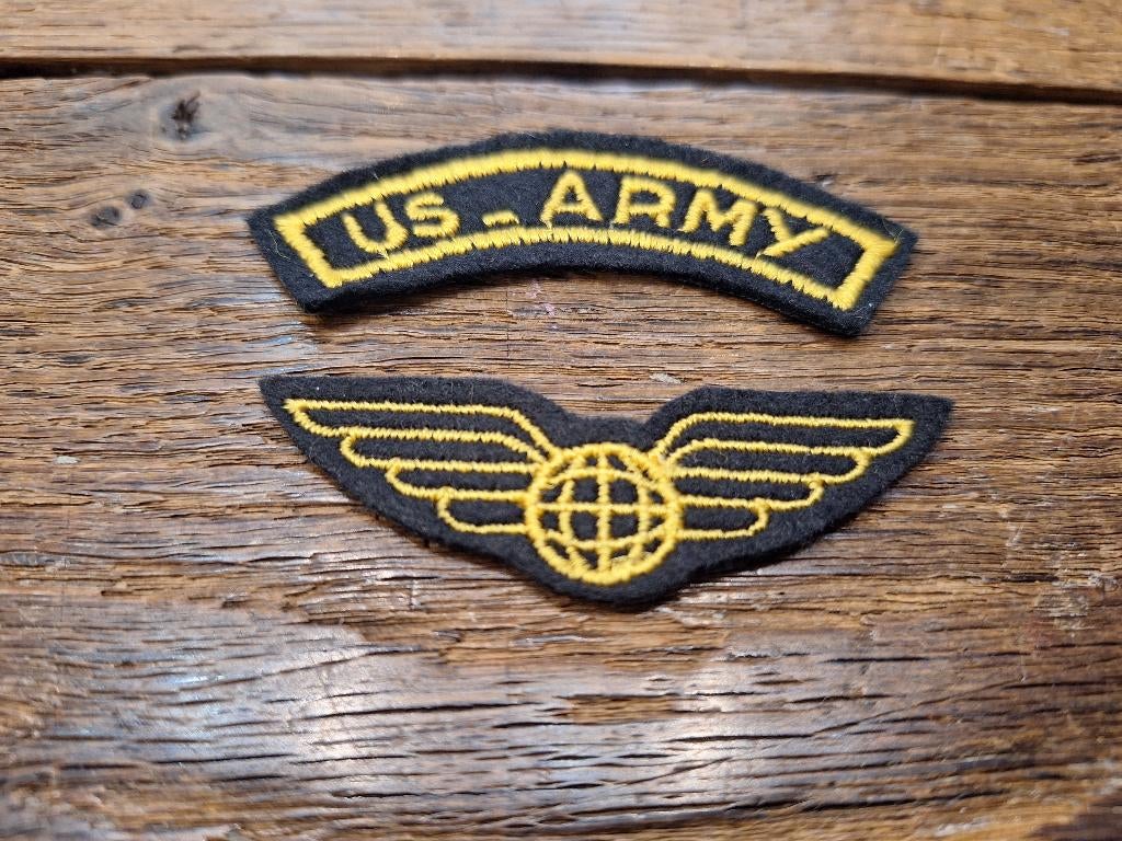 oud leger patches/badge, origineel, Ophalen of Verzenden, Overige soorten, Embleem of Badge