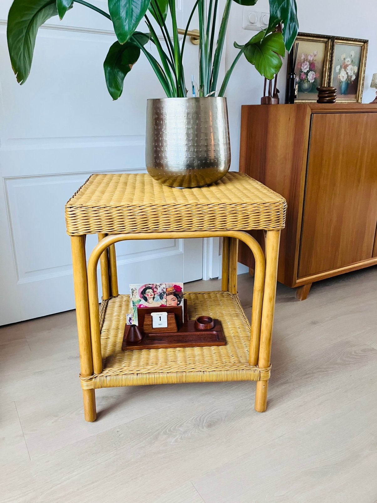 Vintage Rotan Bijzettafel met Onderplank – Boho Style, Ophalen, Overige materialen, Vierkant, Minder dan 50 cm