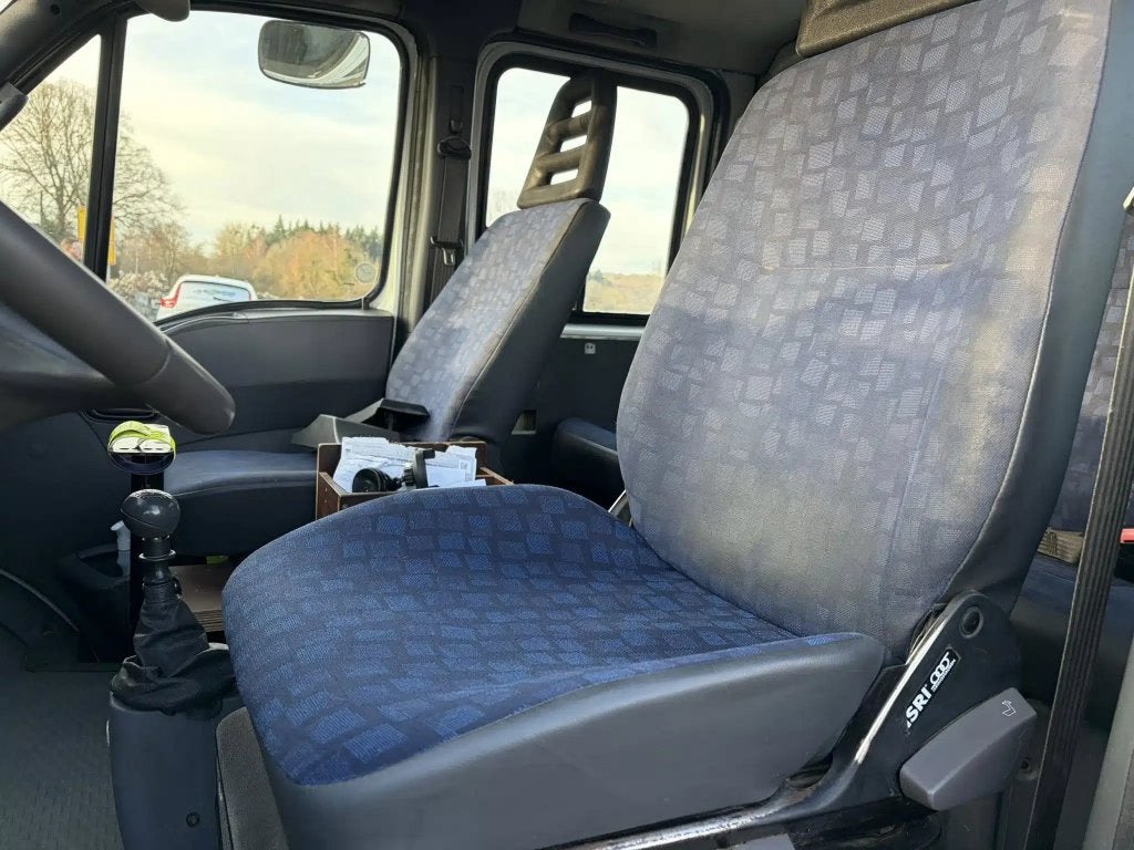 DEPANNEUSE IVECO 6.5T (véhicule patrouilleur), Autos, Achat, 4 portes, Entreprise, Boîte manuelle