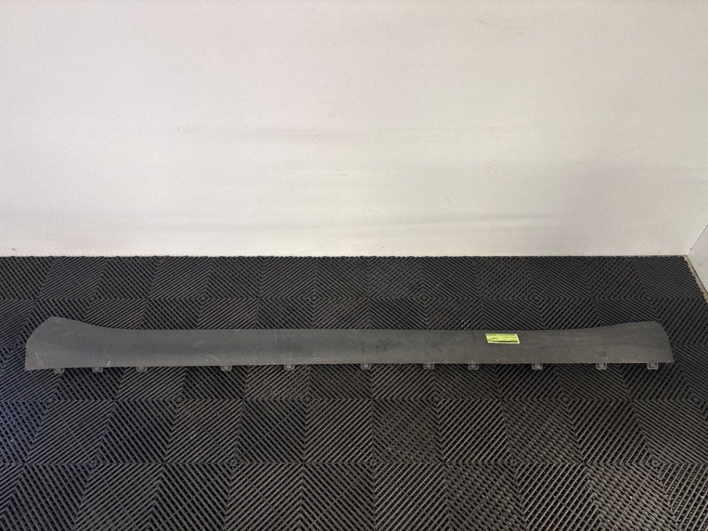SIDESKIRT RECHTS Tesla Model Y (5YJY) (|149774400D|), Germany_Sales@tesla.com, Gebruikt, Overige automerken, Rechts