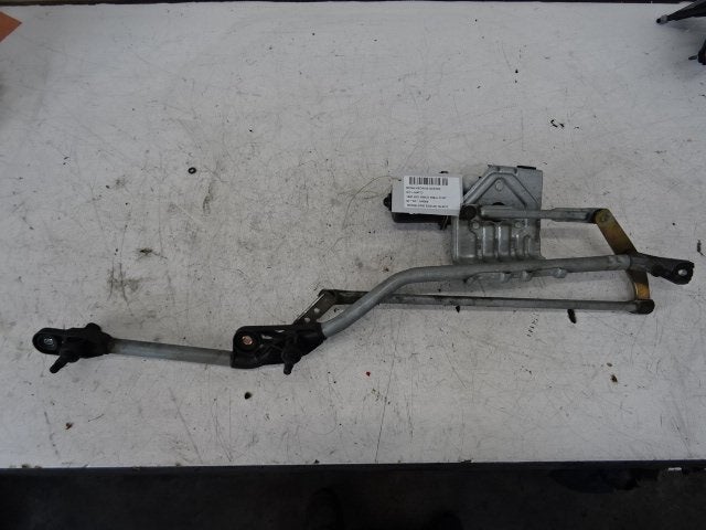 MECANISME ESSUIE-GLACE Renault Scénic II (JM), Renault, Mevr. I. Hauben, Utilisé, Rue de l'Espoir 34 34
4030  GRIVEGNÉE, BE