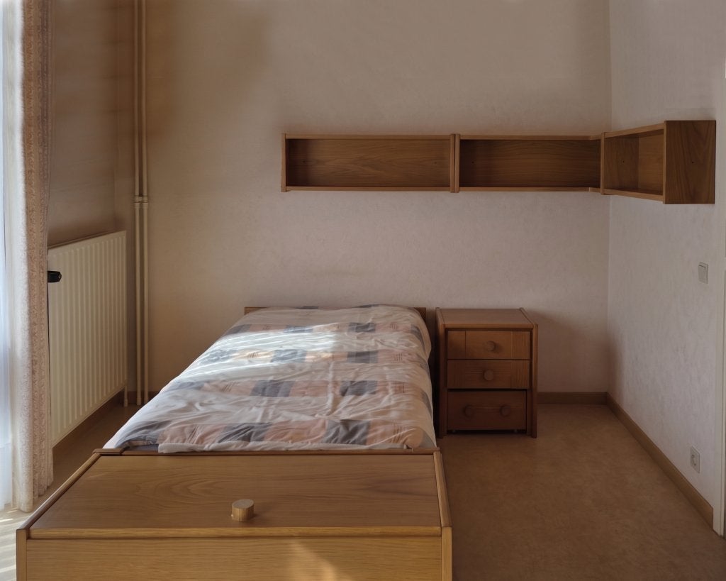 massiek eiken éénpersoons slaapkamer, Huis en Inrichting, Slaapkamer | Complete slaapkamers, Ophalen, Gebruikt, Eenpersoons, Klassiek Design