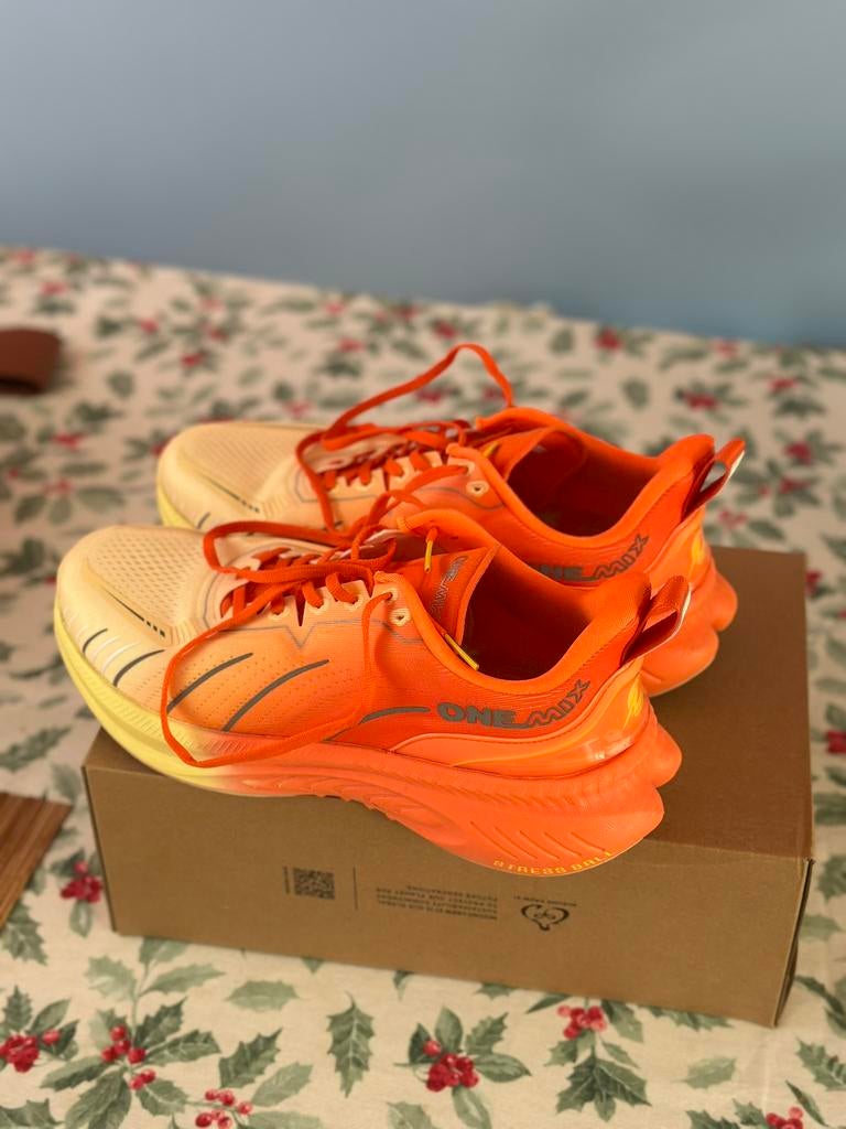 Onemix Bumper Elite hardloopschoenen maat 44, Sports & Fitness, Course, Jogging & Athlétisme, Neuf, Autres marques, Course à pied