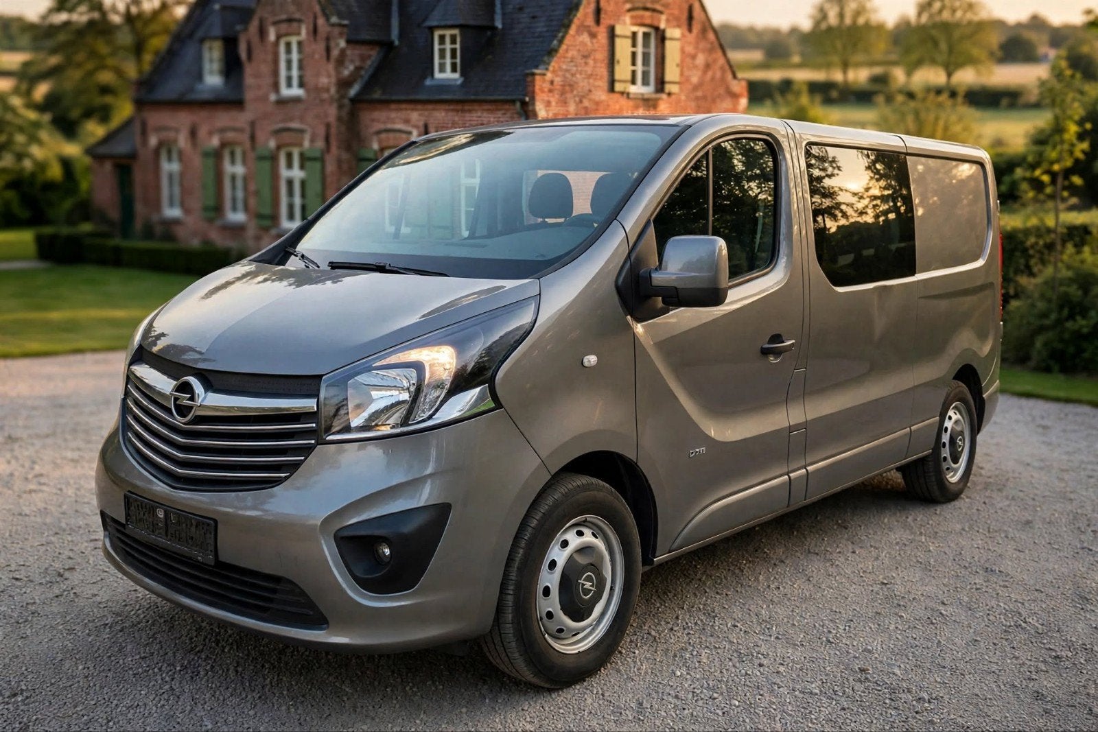 Opel Vivaro  55000km dubb cab, Auto's, Voorwielaandrijving, Euro 5, Vivaro, Zwart