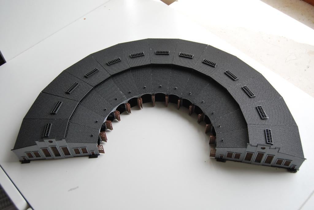 Hangar Rotonde Echelle Z Miniclub - Impression 3D, Hobby & Loisirs créatifs, Trains miniatures | Échelles Autre, Utilisé, Pont, Tunnel ou Bâtiment
