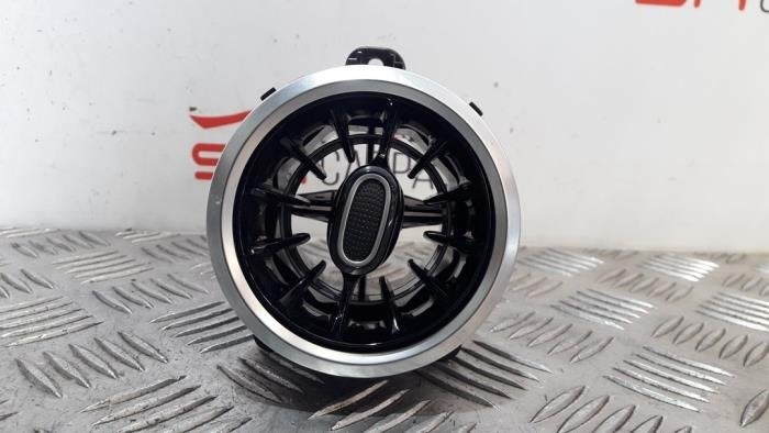 Luchtrooster Dashboard van een Mercedes A-Klasse, Gebruikt, -, Ophalen of Verzenden, -