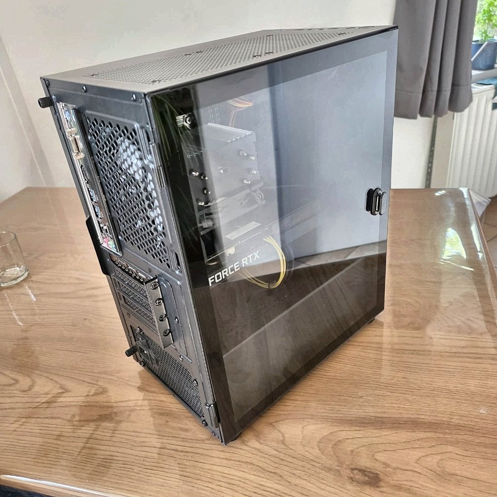 PC Gamer i5-10400F / RTX 3050 8 Go / 16 Go RAM / SSD 256 Go, Ophalen, Zo goed als nieuw, Gaming, SSD