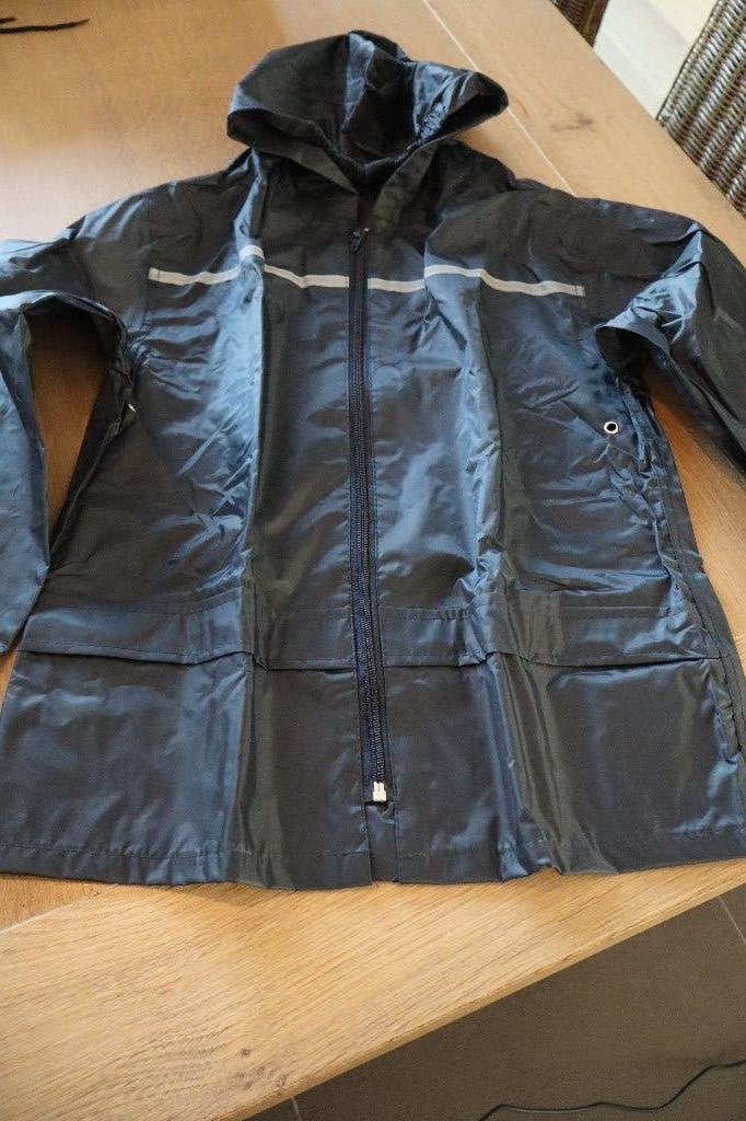 regenjas, Kinderen en Baby's, Kinderkleding | Maat 122, Ophalen, Nieuw, Jongen of Meisje, Overige typen