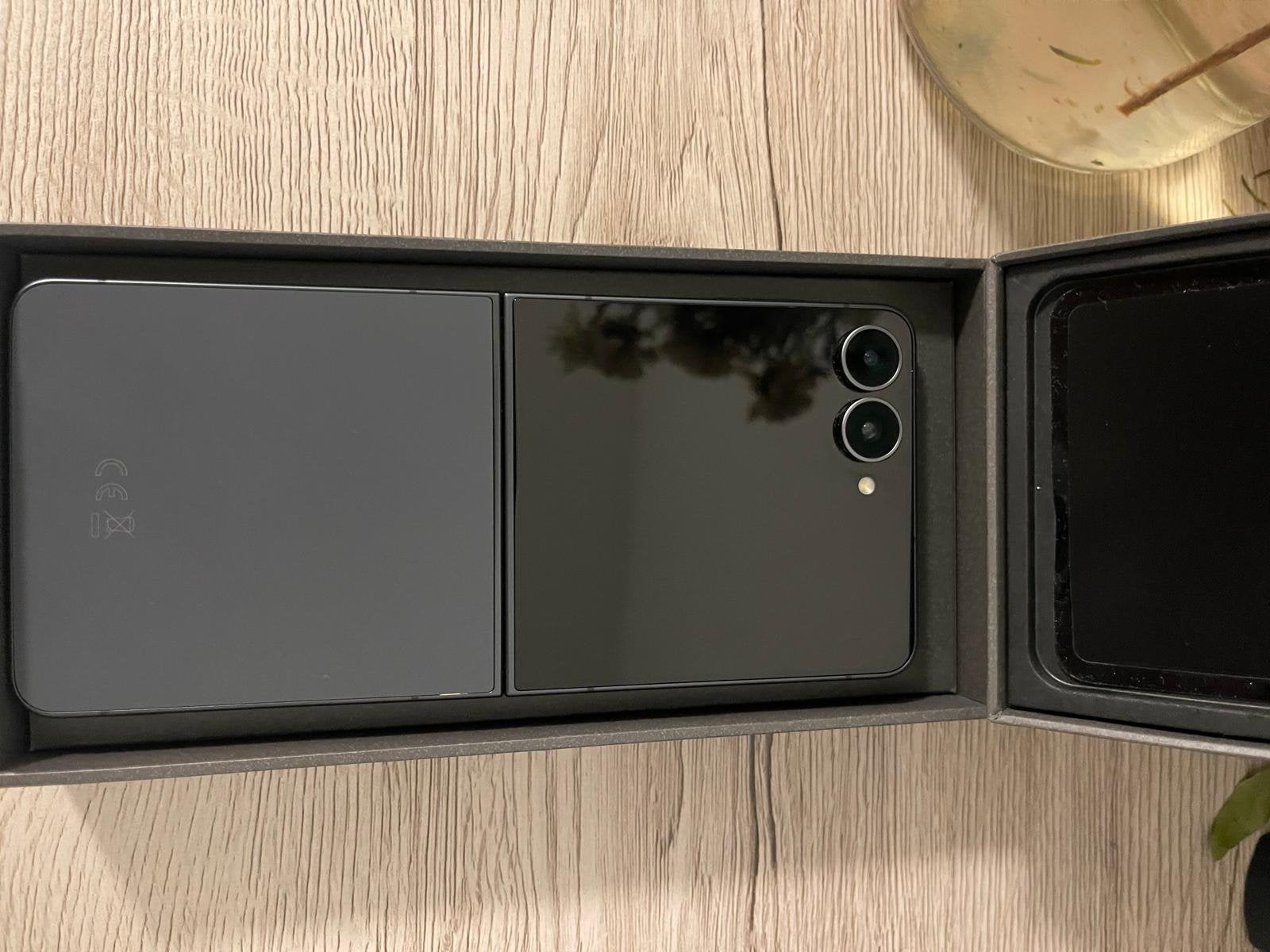 Galaxy Zflip 8 (Nieuw!), Enlèvement ou Envoi, Neuf, Galaxy Z Flip