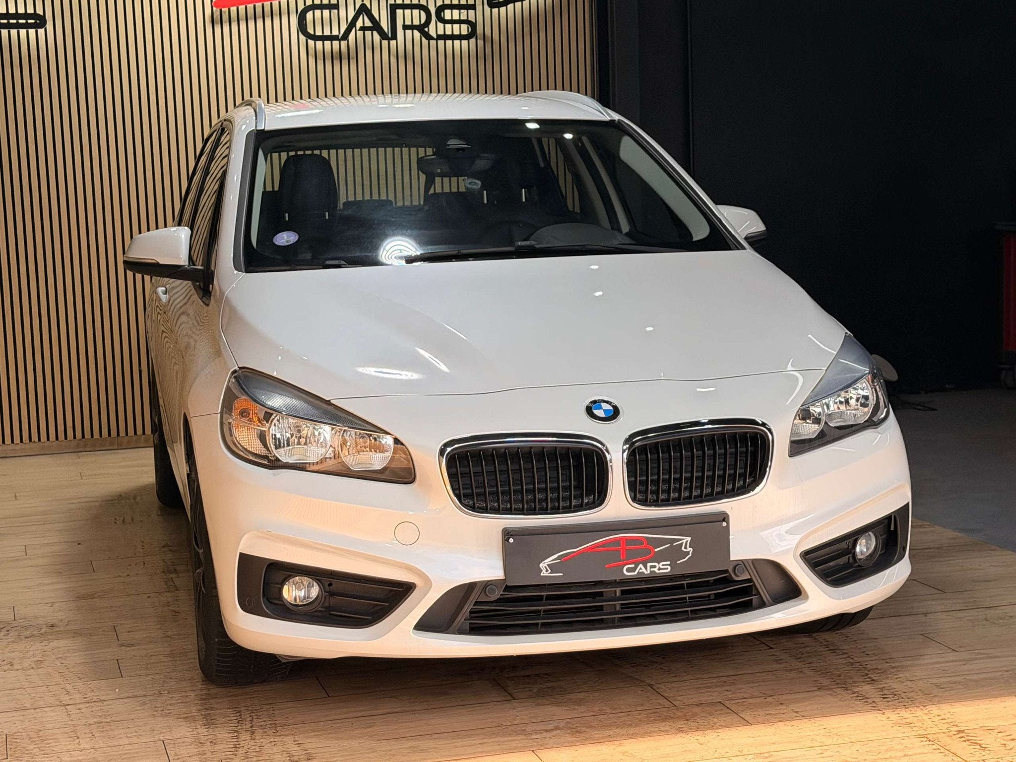 BMW 2 Serie 216 I * Active Tourer * GARANTIE 12 MOIS * 1er p, Autos, Cuir, 75 kW, Achat, Anti démarrage