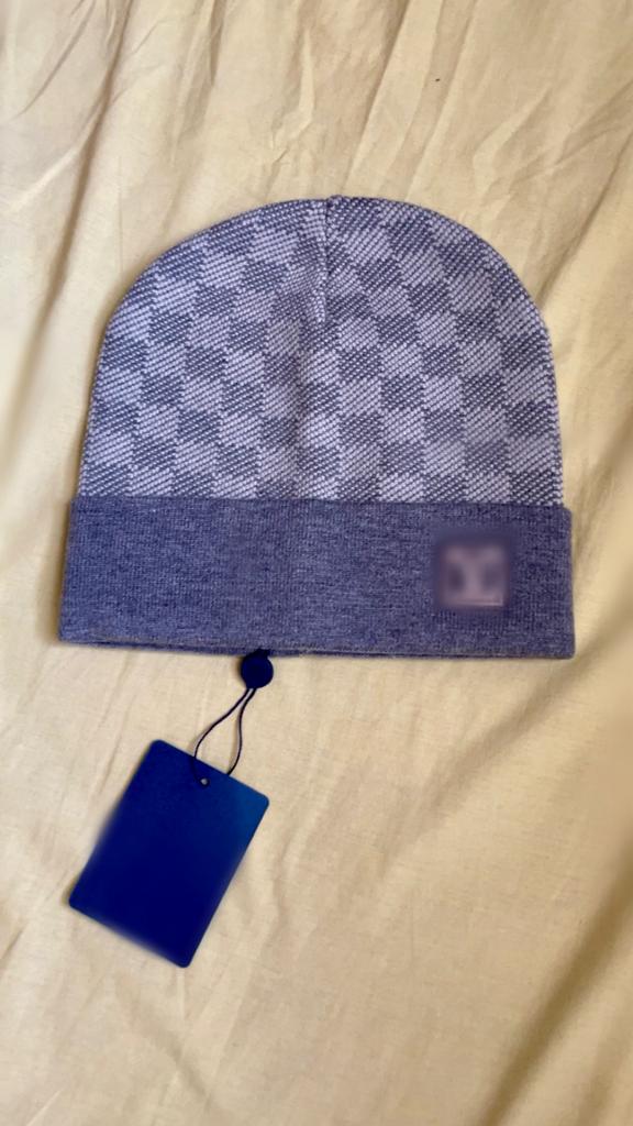 Bonnet lv neuf 1.1, Envoi, Comme neuf, Autres tailles, Bonnet