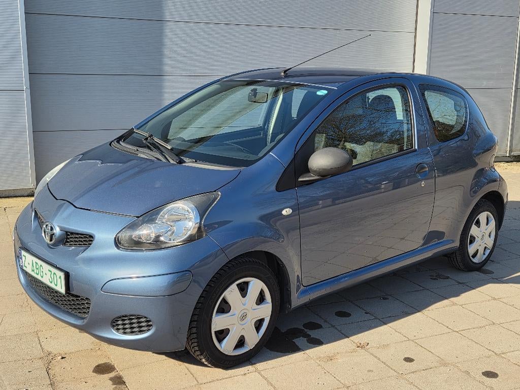 Magnifique Toyota Aygo (2009) - 1er propriétaire - Garantie, Autos, Achat, 50 kW, Entretenue par le concessionnaire, Noir