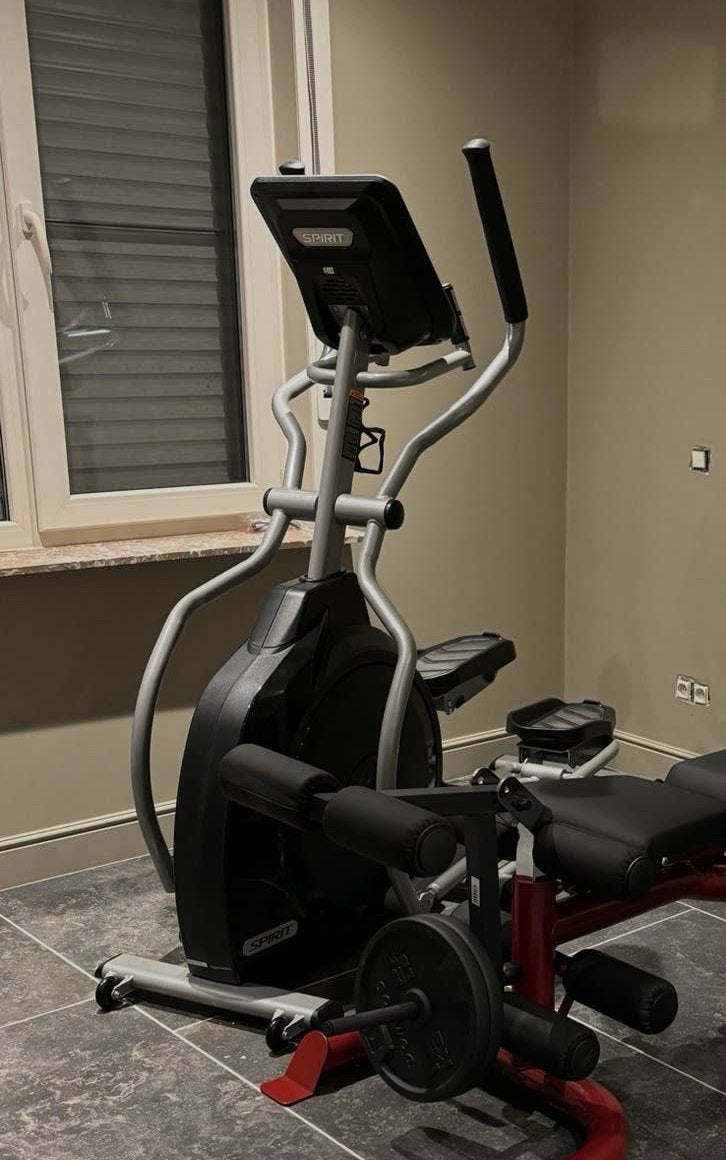 Professionele Spirit Fitness XE795 Crosstrainer / Elliptical, Ophalen, Benen, Zo goed als nieuw, Crosstrainer