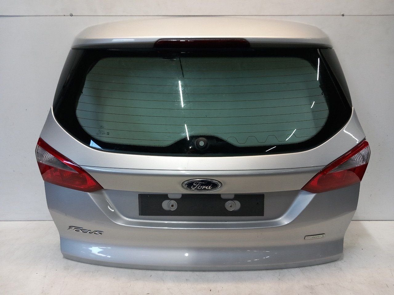 Achterklep Ford Focus, Onderdelen@venauto.nl, Van der Ven Autorecycling B.V., Arrière, Ettenseweg 76, 4706 PB Roosendaal, The Netherlands