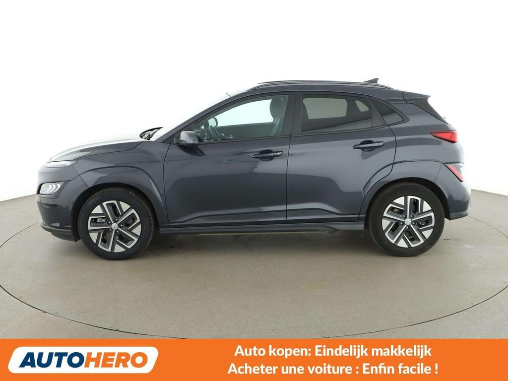 Hyundai KONA Electric drive 100 kW 2WD (bj 2022, automaat), Auto's, Gebruikt, Zwart, Leder, Elektrisch