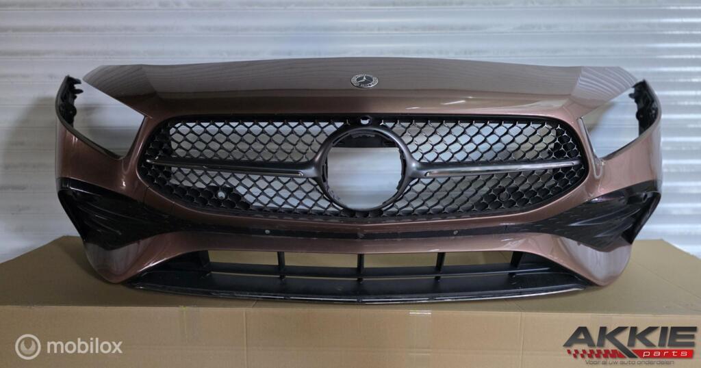mercedes A KLASSE AMG voorbumper facelift W177 V177 FACELIFT, Utilisé, Avant, Enlèvement ou Envoi, Pare-chocs