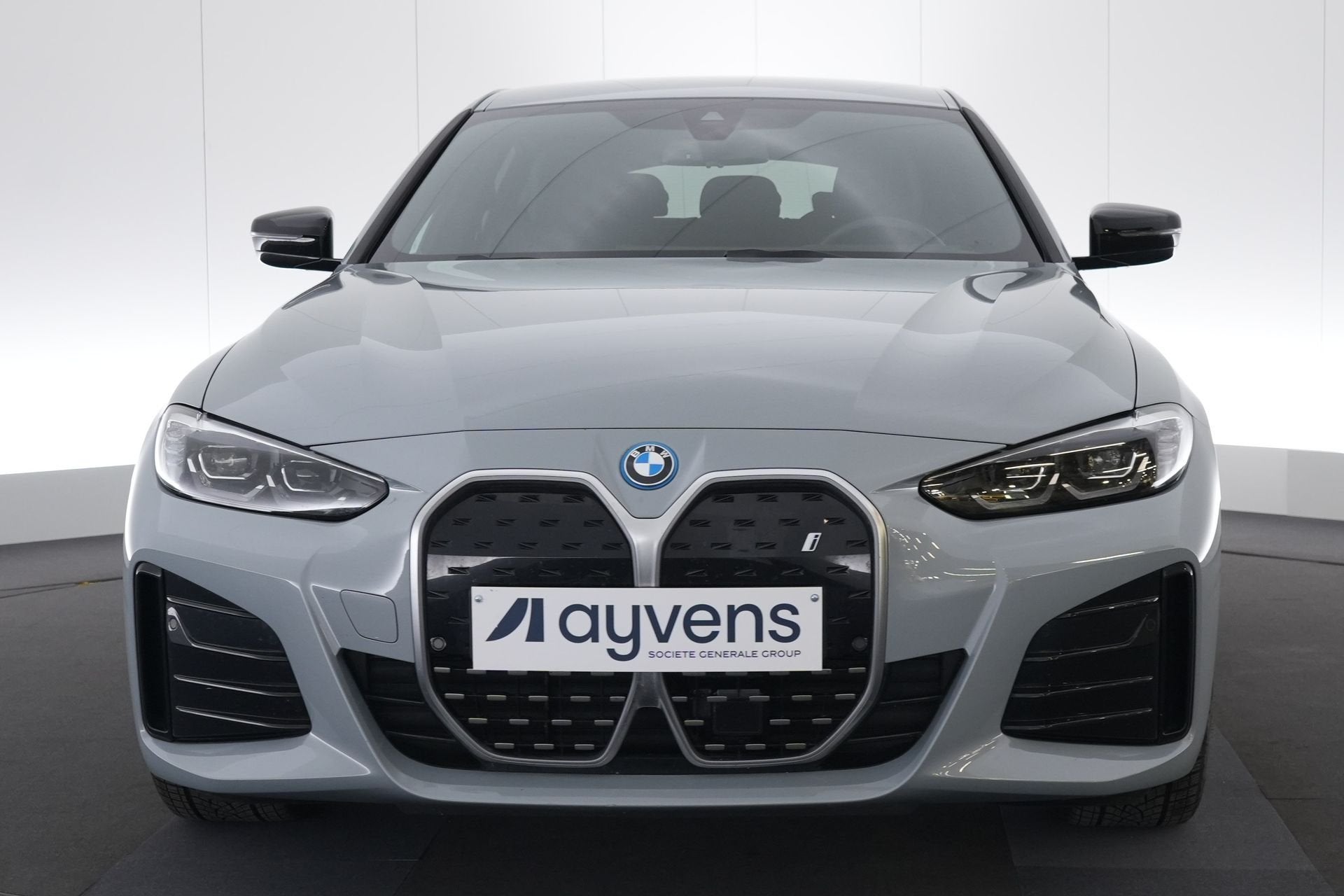 (2FLV639) BMW I4, Achterwielaandrijving, Gebruikt, https://public.car-pass.be/vhr/ea8b3f49-2d0d-4441-8231-ba085e58ca1e, 67 kWh