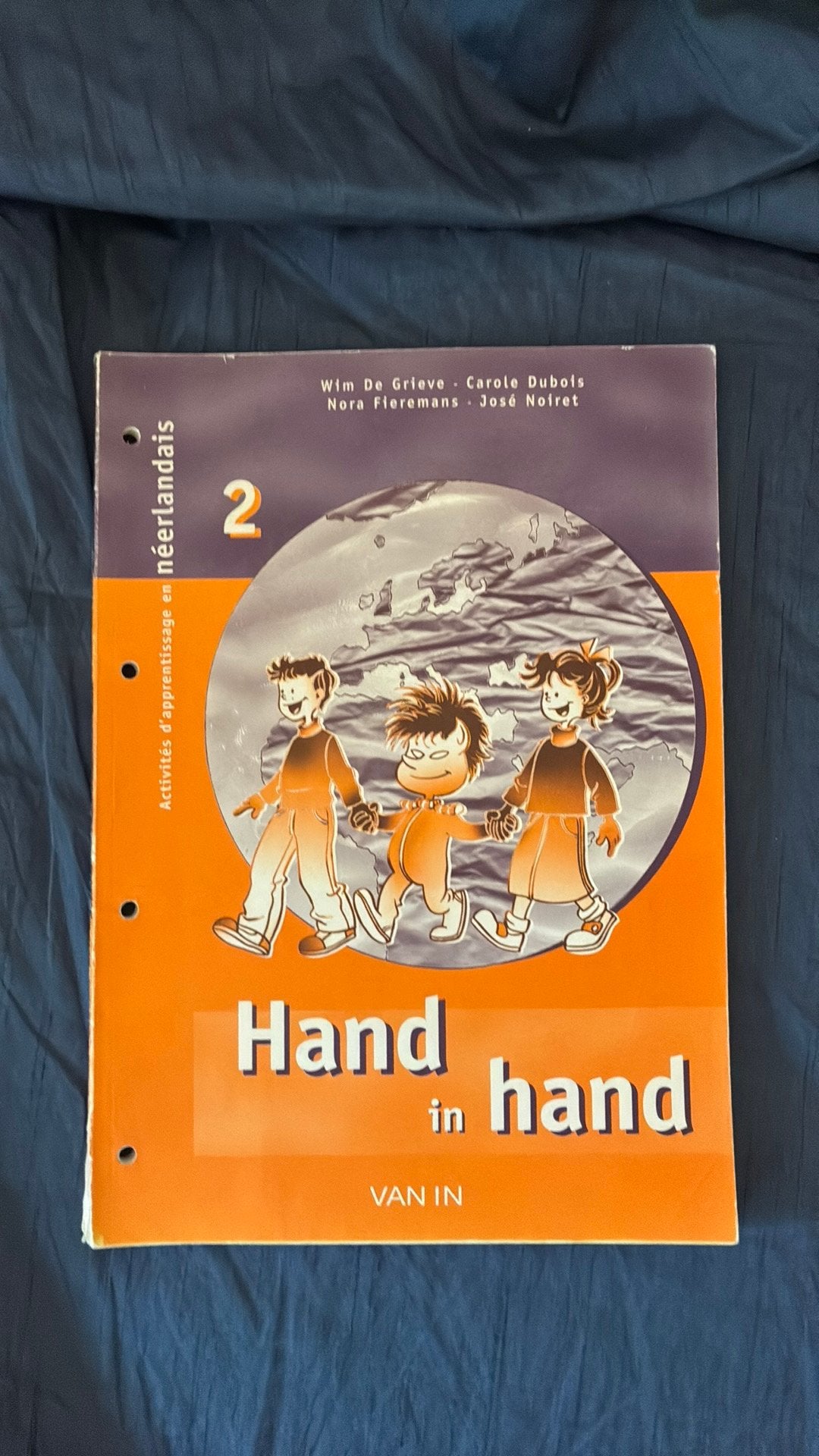 Hand in hand Van In, Enlèvement, Neuf, Néerlandais